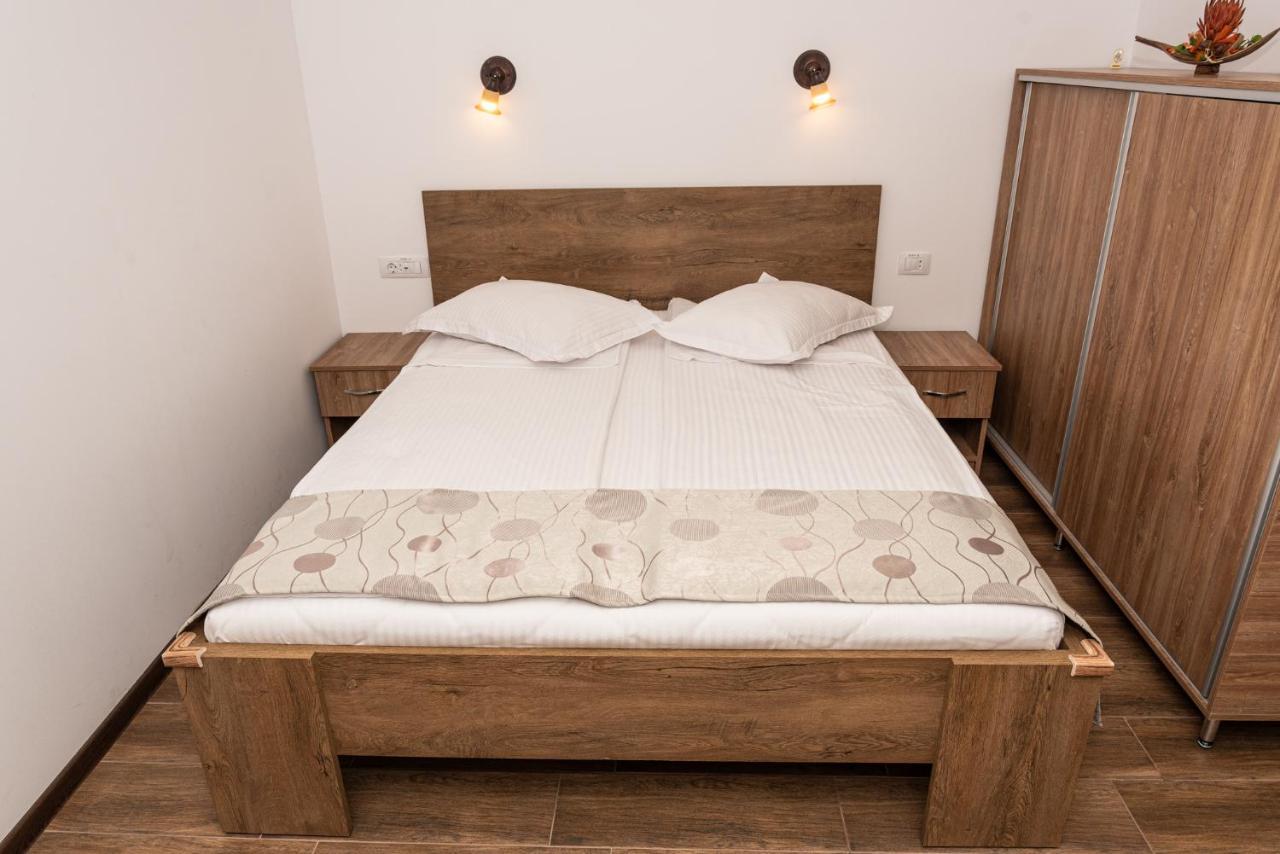 K'Raman Hotel Râmnicu Vâlcea Buitenkant foto